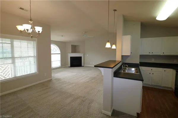 $1,295 | 3761 Holmes Creek Place, Unit 302, Winston-Salem, NC 27127