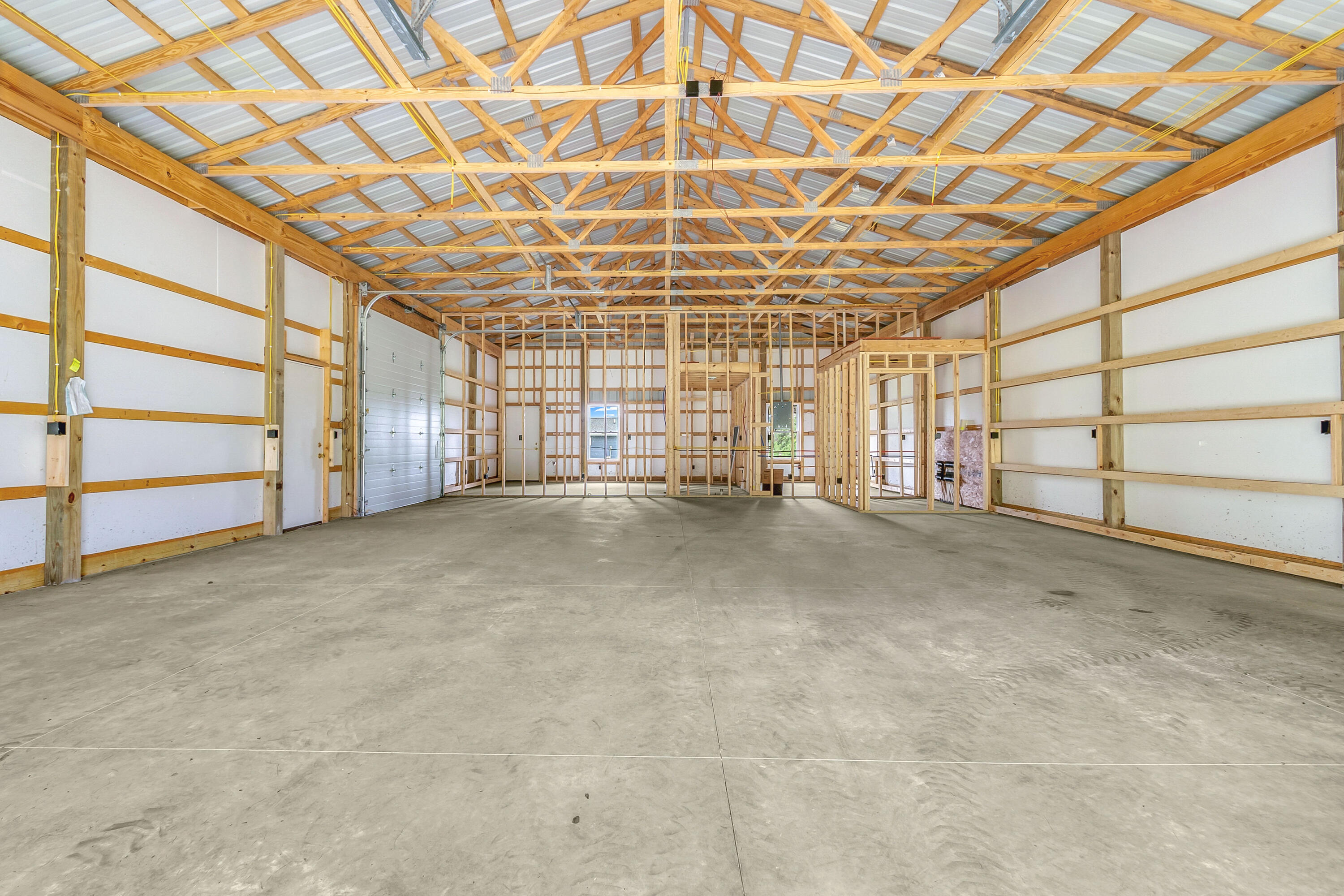 6017 Skuse Road Osseo, MI 49266 - Photo 14 of 37 25