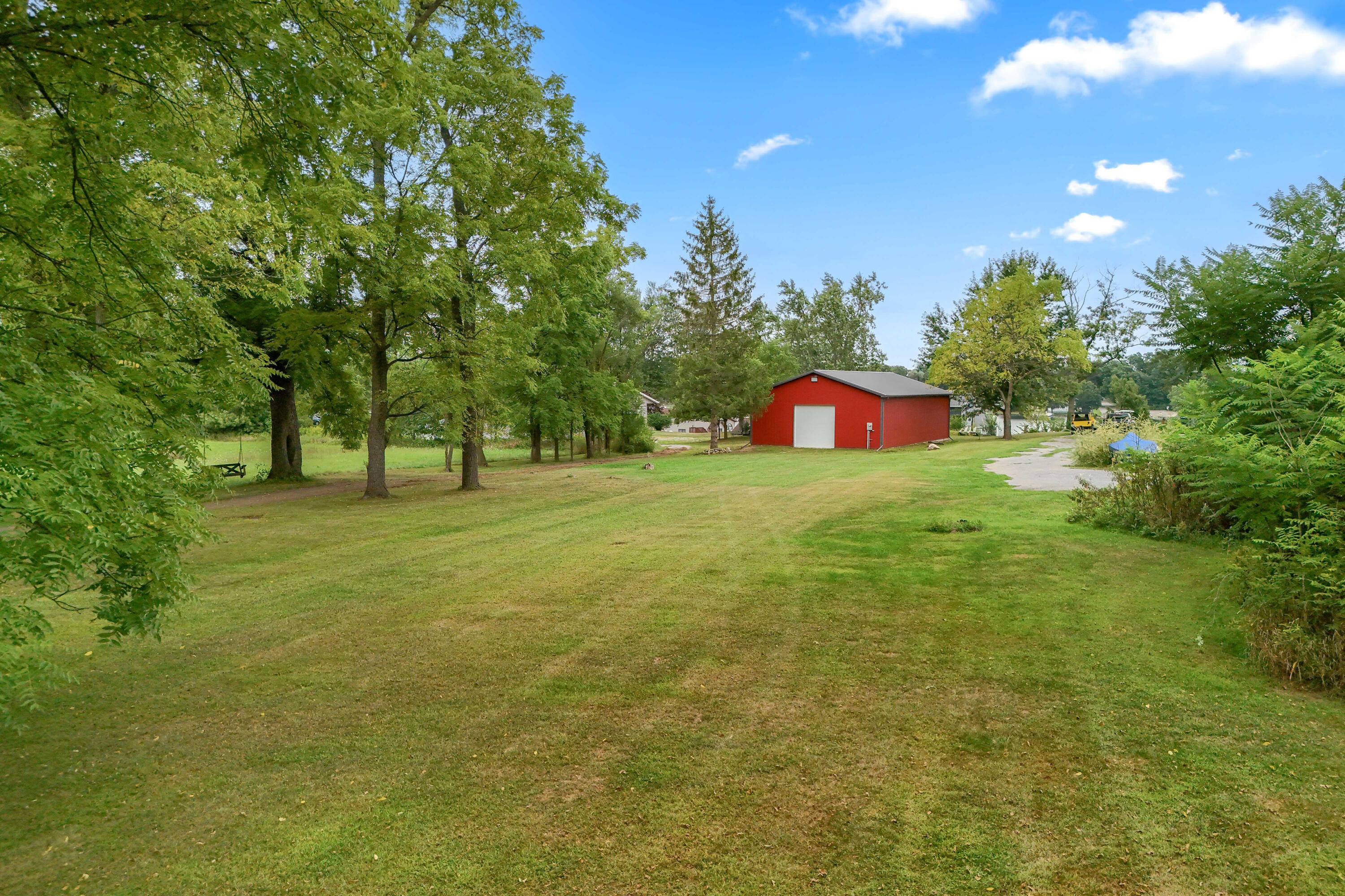 6017 Skuse Road Osseo, MI 49266 - Photo 10 of 37 20