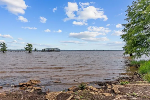 $399,000 | 9747 Mathieu Drive, Oil City, LA 71061
