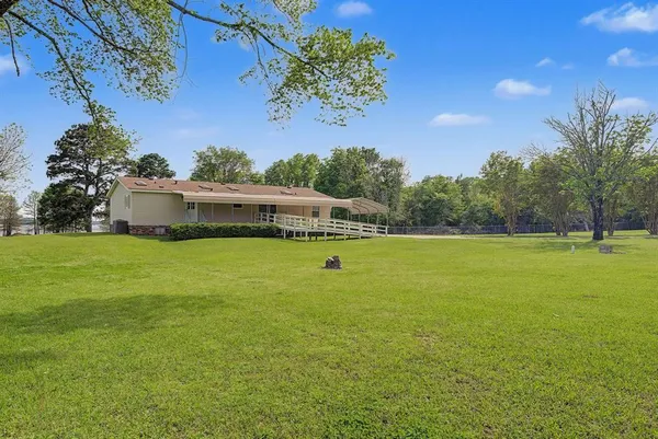 $399,000 | 9747 Mathieu Drive, Oil City, LA 71061