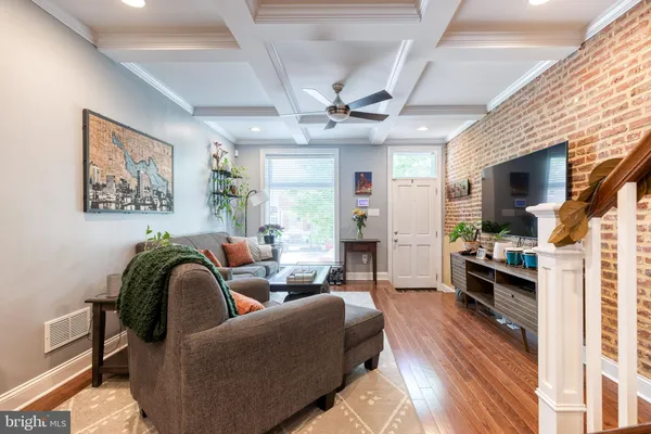 $3,200 | 8 South Potomac Street, Baltimore, MD 21224