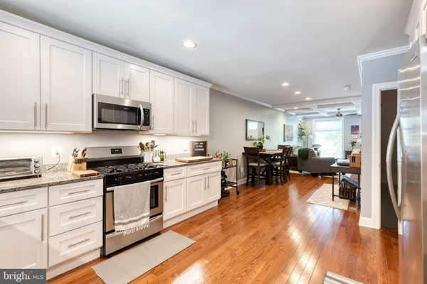 $3,200 | 8 South Potomac Street, Baltimore, MD 21224