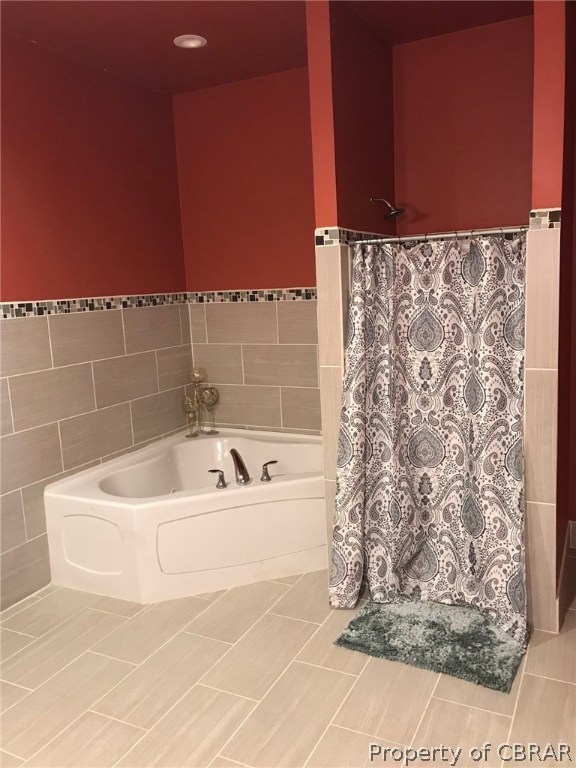 3939 Funny Farm Road Hayes, VA 23072 - Photo 7 of 17 Soaking tub and shower in master bath