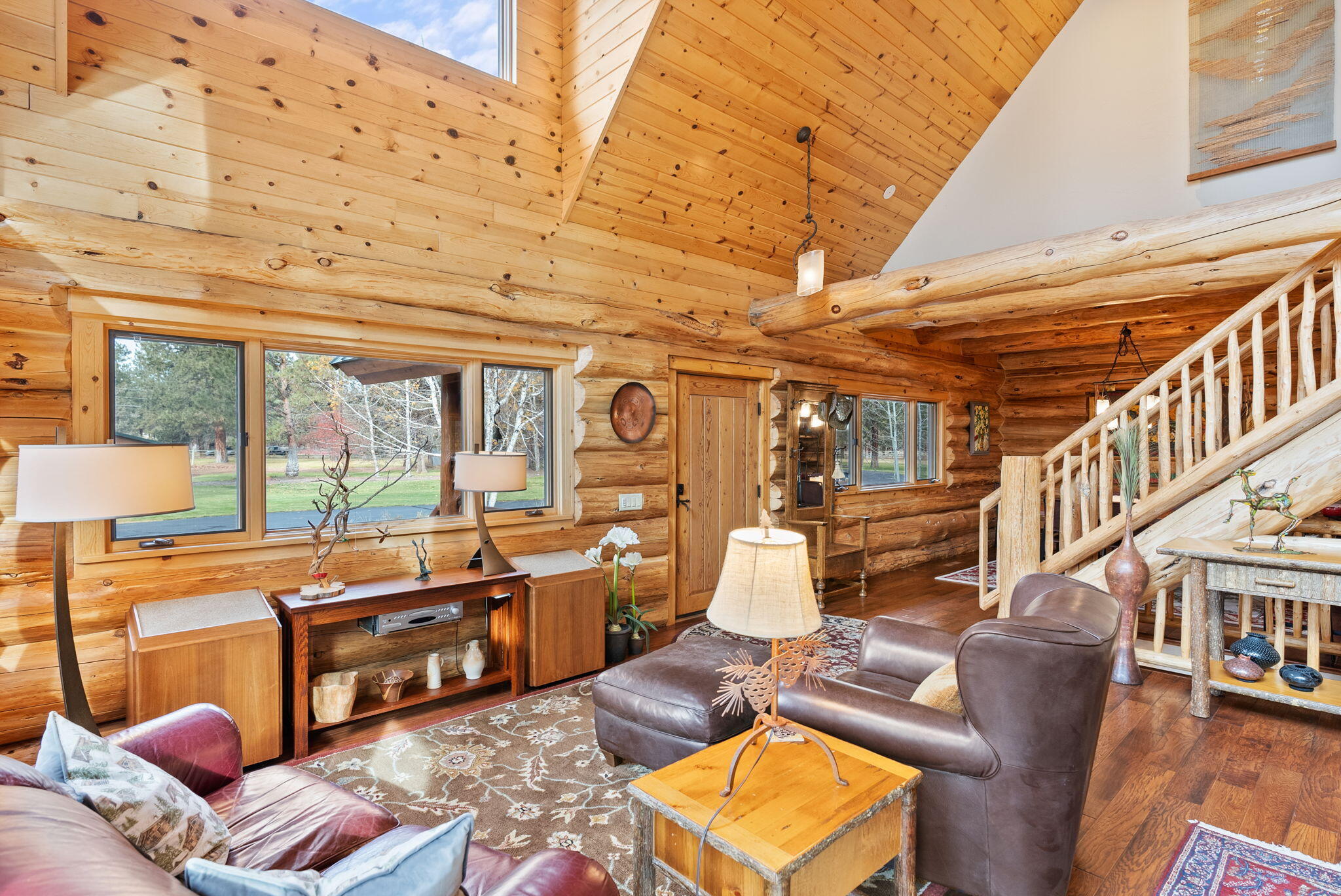69440 Crooked Horseshoe Road Sisters, OR 97759 - Photo 7 of 76 38-web-or-mls-Riley Visuals-38