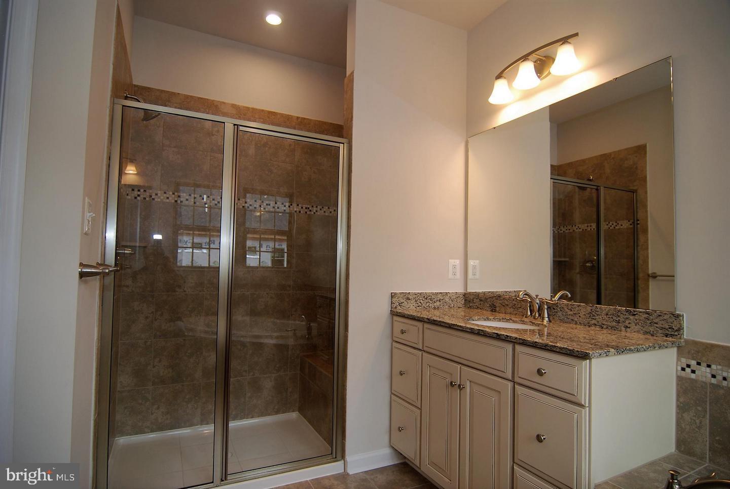 6012 Leben, Unit D Frederick, MD 21703 - Photo 10 of 18 Owner's Bath Shower