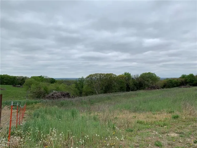 $190,000 | 7830 Barkertown Road, Odessa, MO 64076