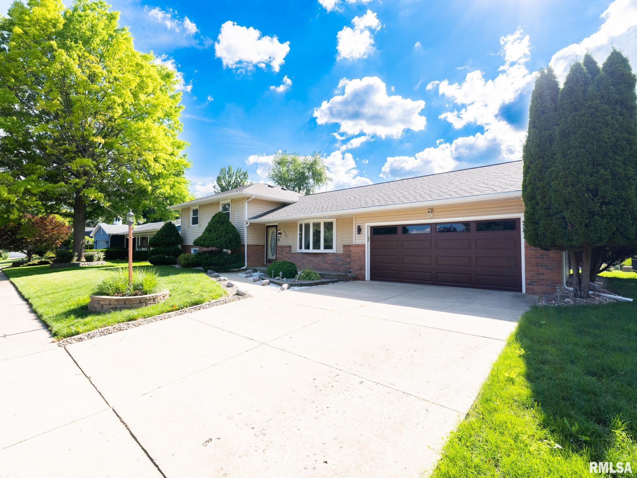 2721 North Rustic Ridge Drive Peoria, IL 61604 - Photo 6 of 52
