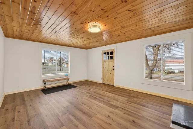 $398,000 | 105 South Exeter Street, Council, ID 83612