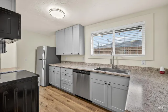 $398,000 | 105 South Exeter Street, Council, ID 83612