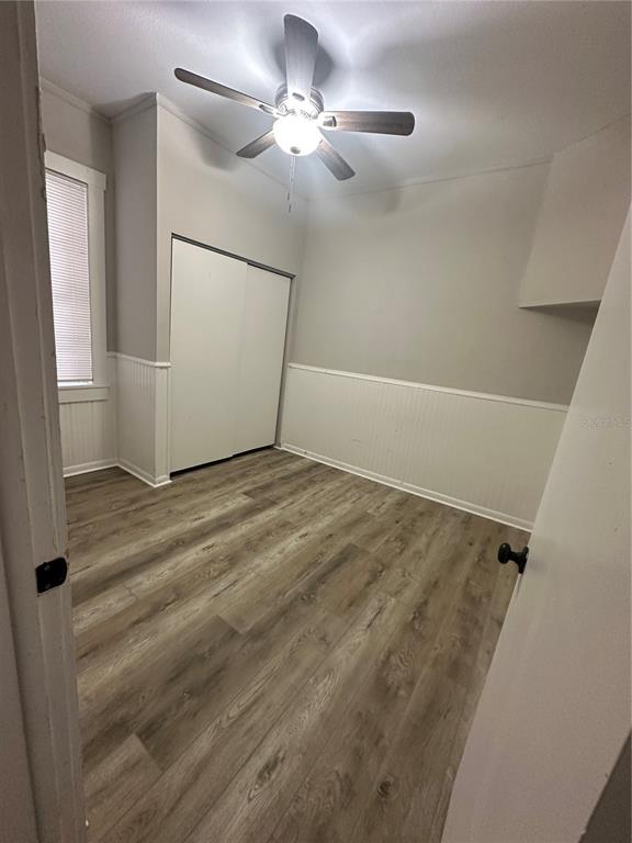 2523 West Spruce Street Tampa, FL 33607 - Photo 13 of 15 a view of a livingroom with wooden floor