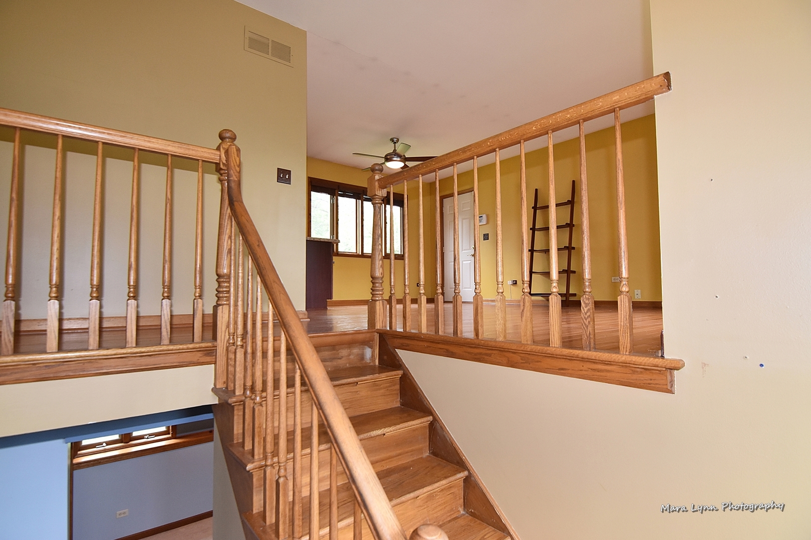 1424 Sunset Road Geneva, IL 60134 - Photo 19 of 38 a view of wooden floor and windows
