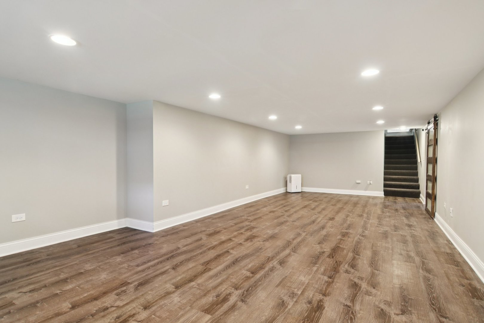 19309 Wolf Road Mokena, IL 60448 - Photo 24 of 37 a view of an empty room with wooden floor