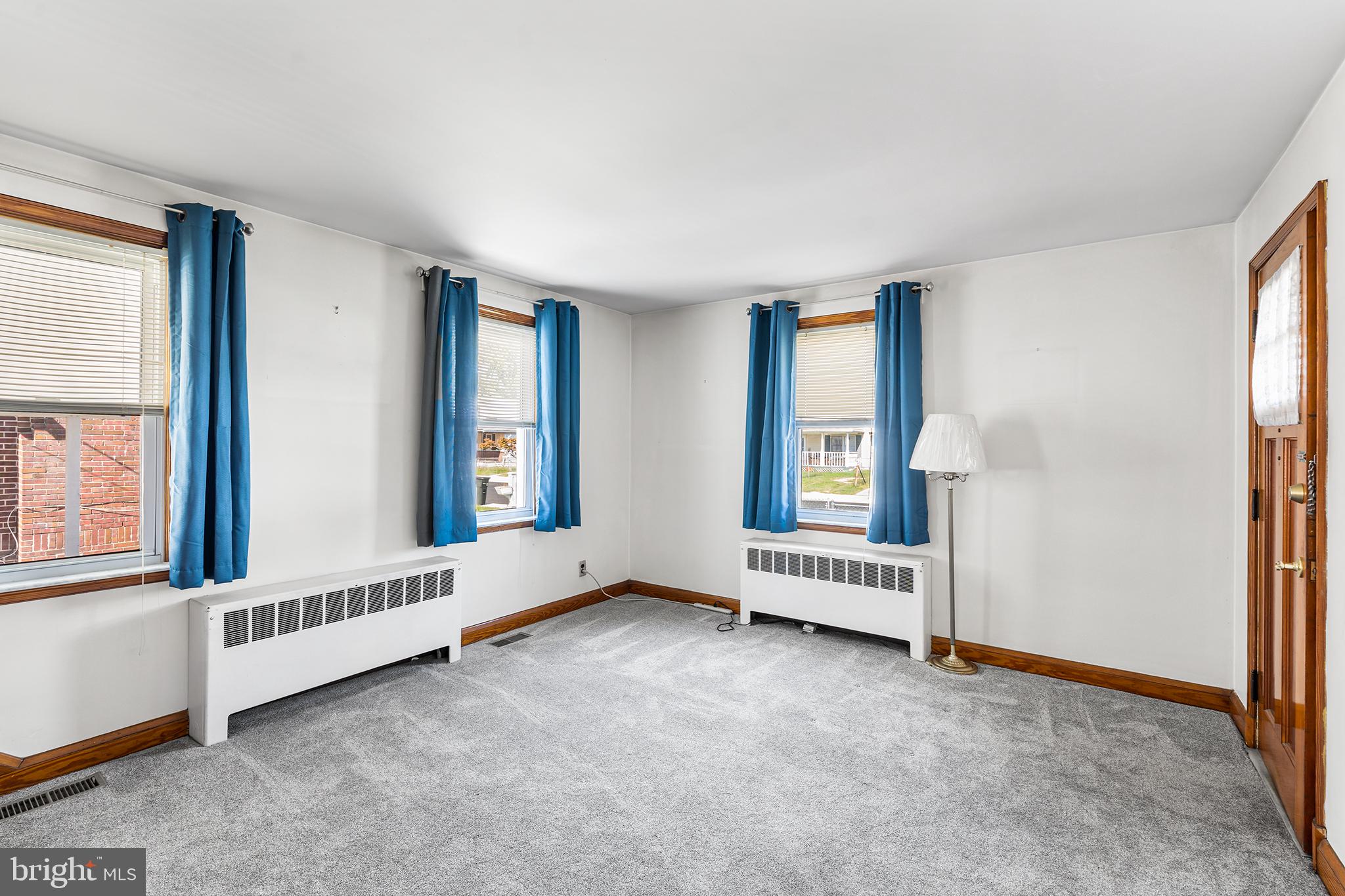 367 Townsend Road Essex, MD 21221 - Photo 6 of 31 Gallery Image 6
