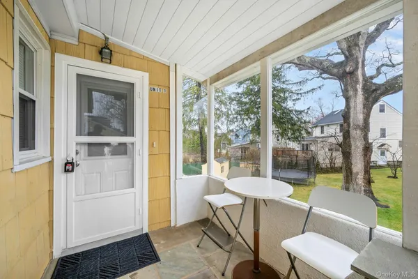 $3,100 | 10 9th Street, Unit 2, New Rochelle, NY 10801