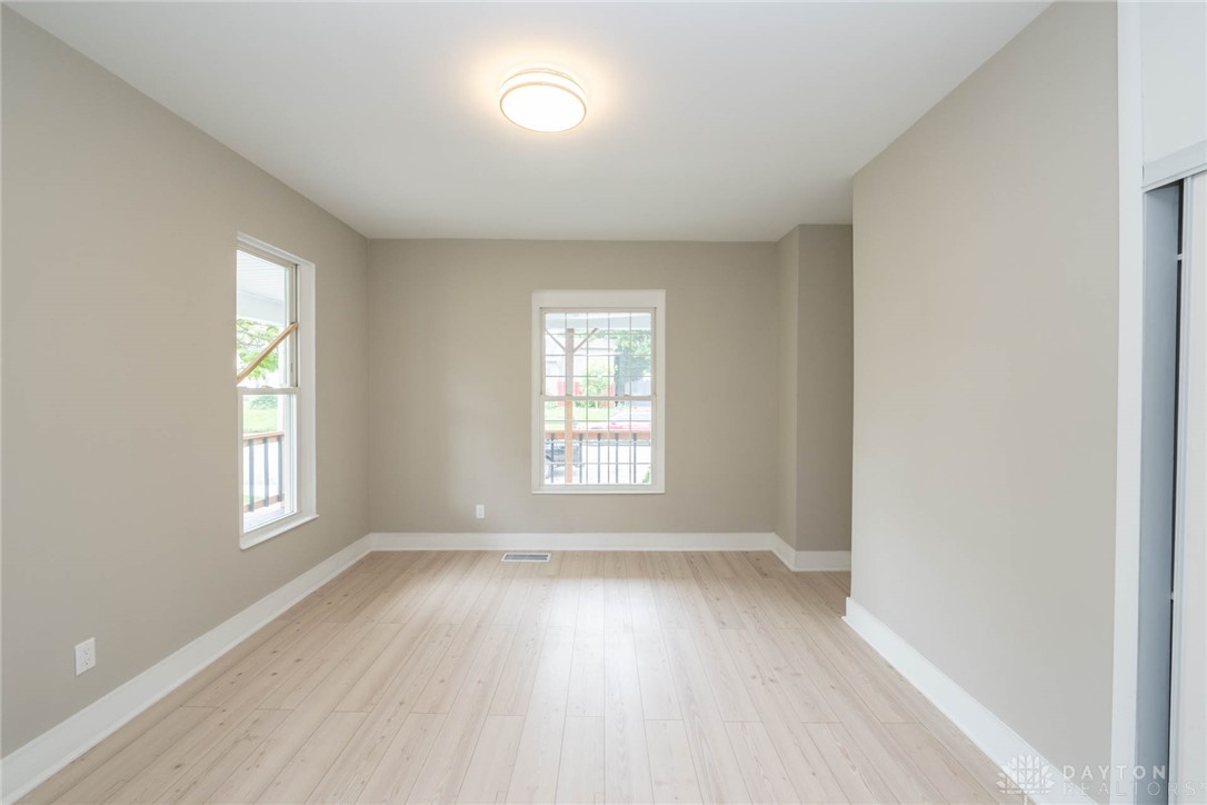908 Cedar Street Springfield, OH 45504 - Photo 6 of 48