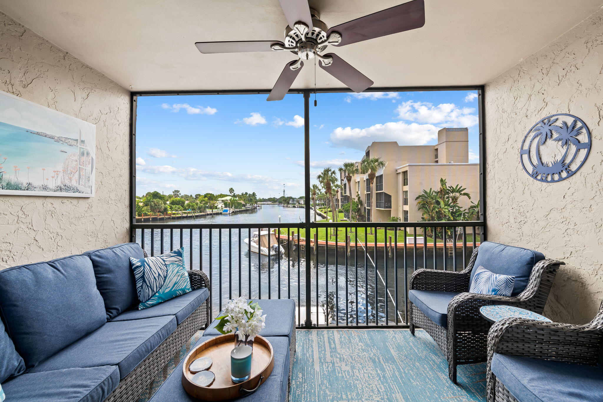15 Royal Palm Way, Unit 202 Boca Raton, FL 33432 - Photo 4 of 34 Screened-in Balcony