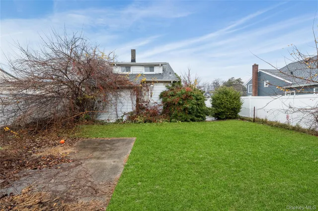 $475,000 | 188 Woodside Avenue, Freeport, NY 11520