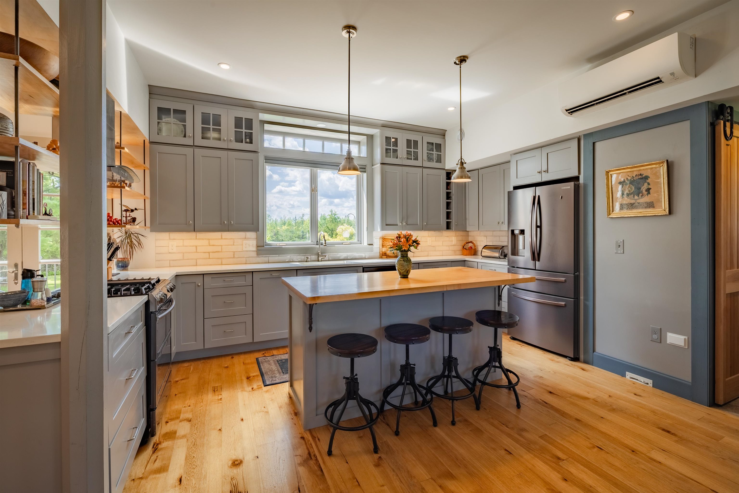 1576 Ferry Road Charlotte, VT 05445 - Photo 17 of 60 Gallery Image 17