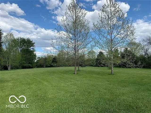 $975,000 | 12734 North Waters Edge Drive, Camby, IN 46113