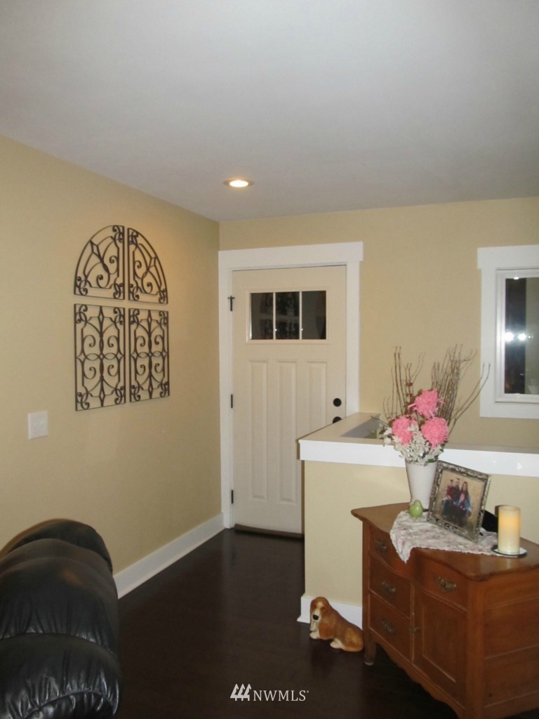 7663 Parker Road Sedro-Woolley, WA 98284 - Photo 2 of 15 Gallery Image 2