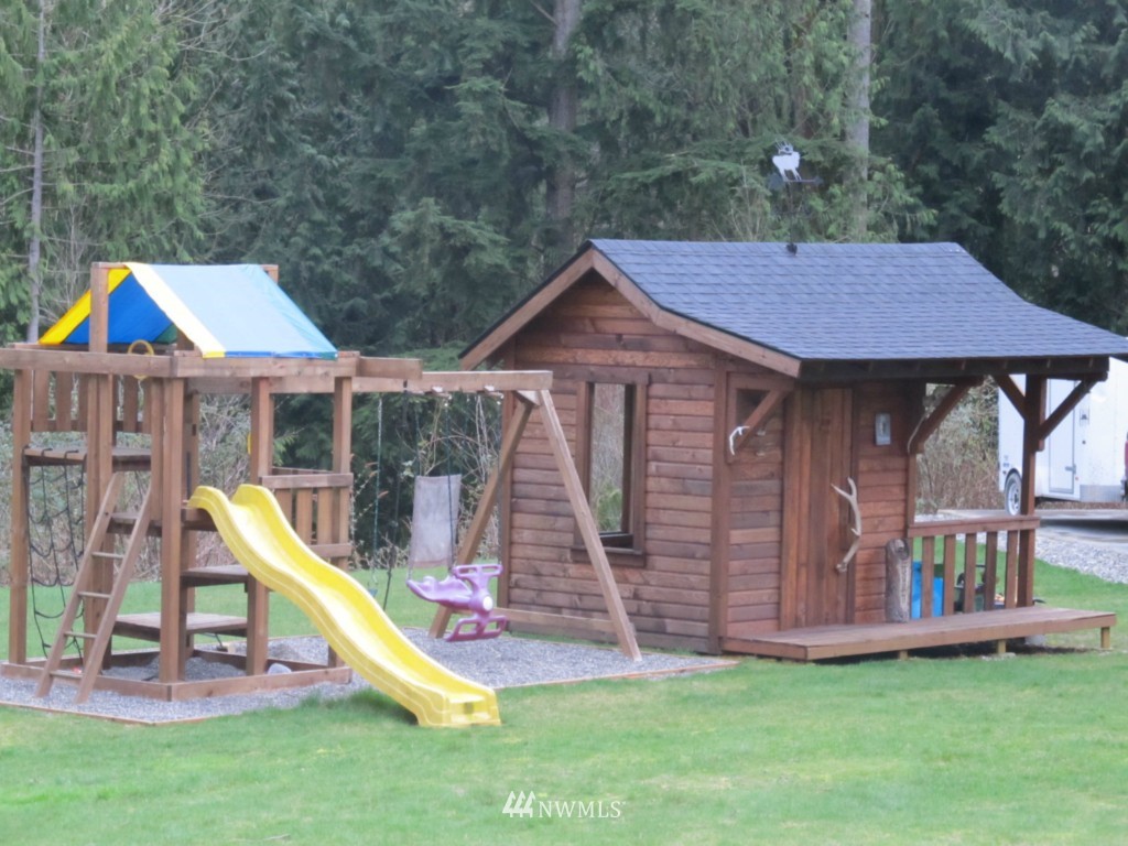 7663 Parker Road Sedro-Woolley, WA 98284 - Photo 14 of 15 Gallery Image 14