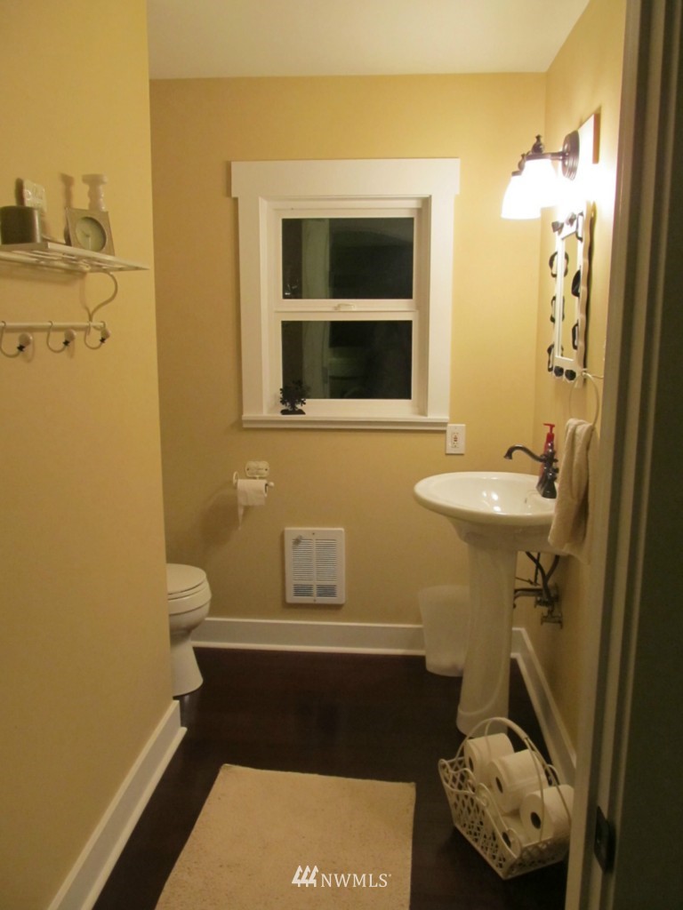 7663 Parker Road Sedro-Woolley, WA 98284 - Photo 7 of 15 Gallery Image 7