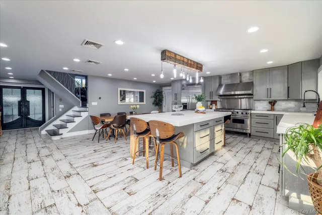 $1,999,000 | 3600 Bertha Drive, Baldwin Harbor, NY 11510