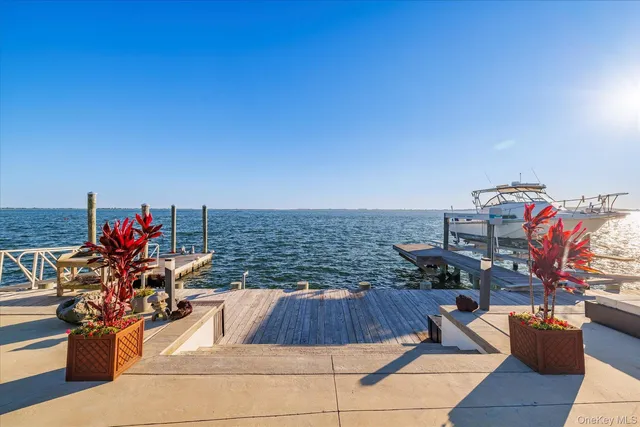 $1,999,000 | 3600 Bertha Drive, Baldwin Harbor, NY 11510