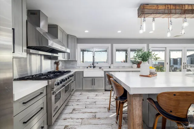 $1,999,000 | 3600 Bertha Drive, Baldwin Harbor, NY 11510