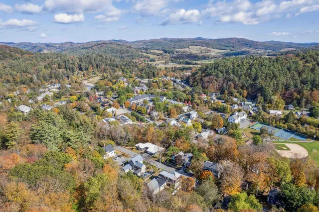 $1,200,000 | 17 Linden Hill Street, Woodstock, VT 05091