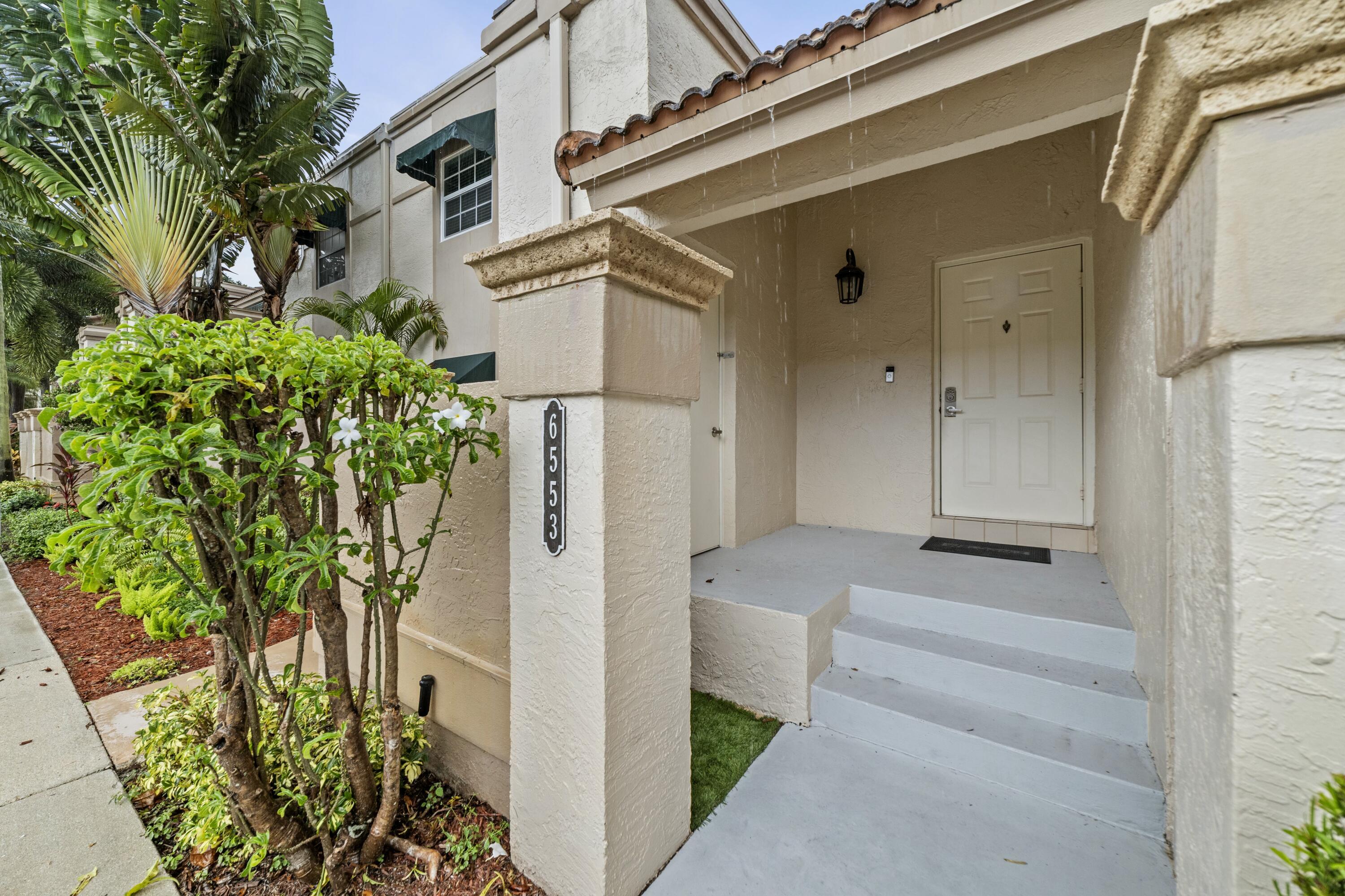 6553 Via Regina Boca Raton, FL 33433 - Photo 3 of 26 tempImageWQPjfl