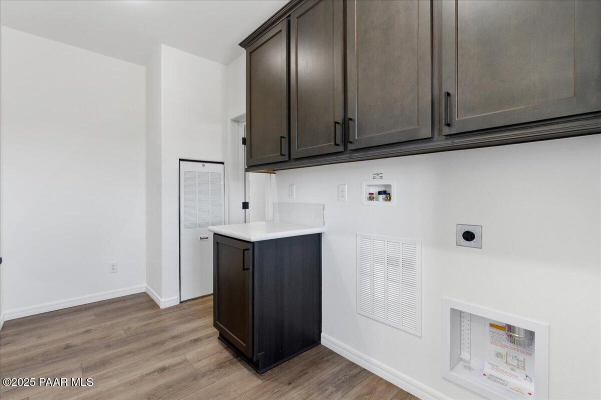 1398 Big Chino Road Paulden, AZ 86334 - Photo 29 of 35 21-Laundry Room