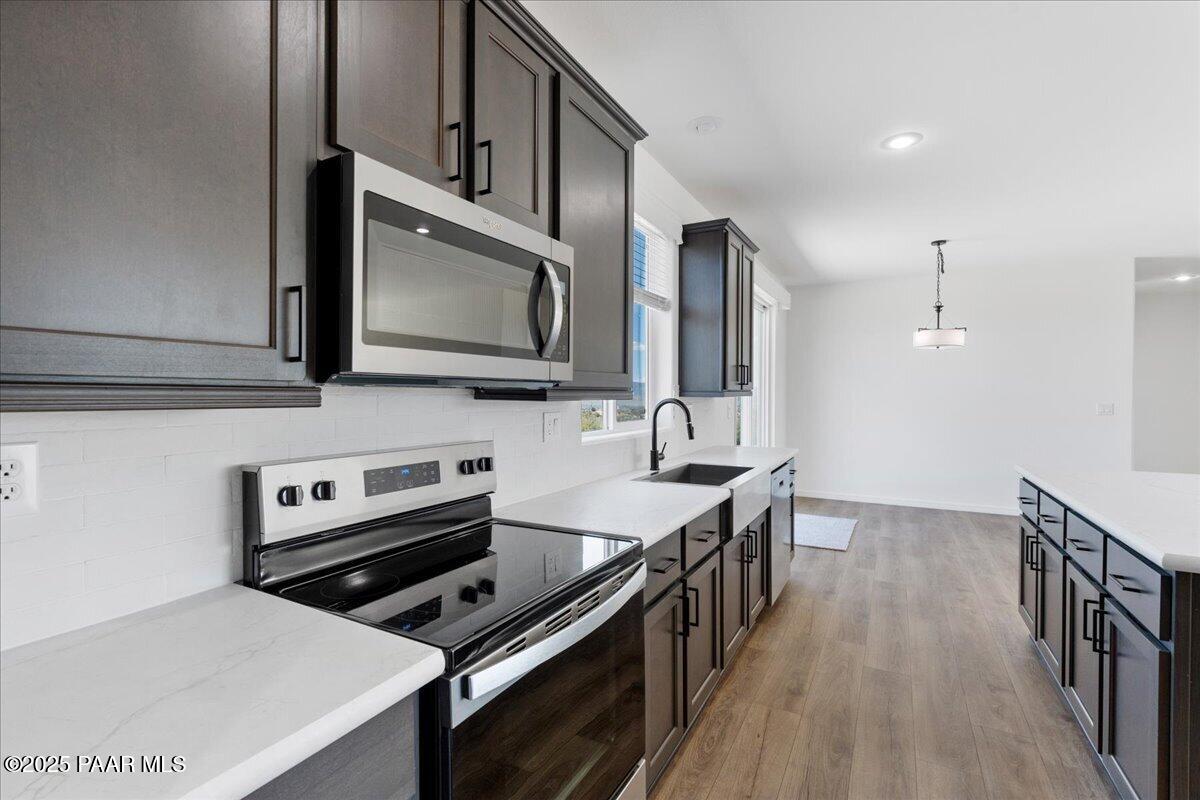 1398 Big Chino Road Paulden, AZ 86334 - Photo 10 of 35 10-Kitchen
