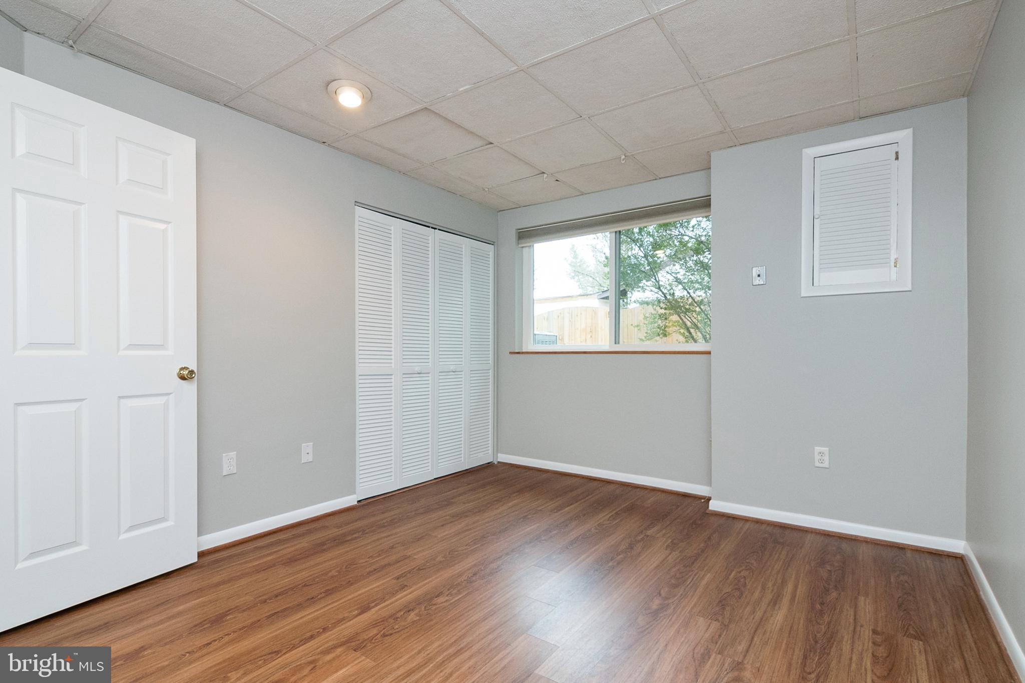 124 South Fox Road Sterling, VA 20164 - Photo 14 of 45 Downstairs