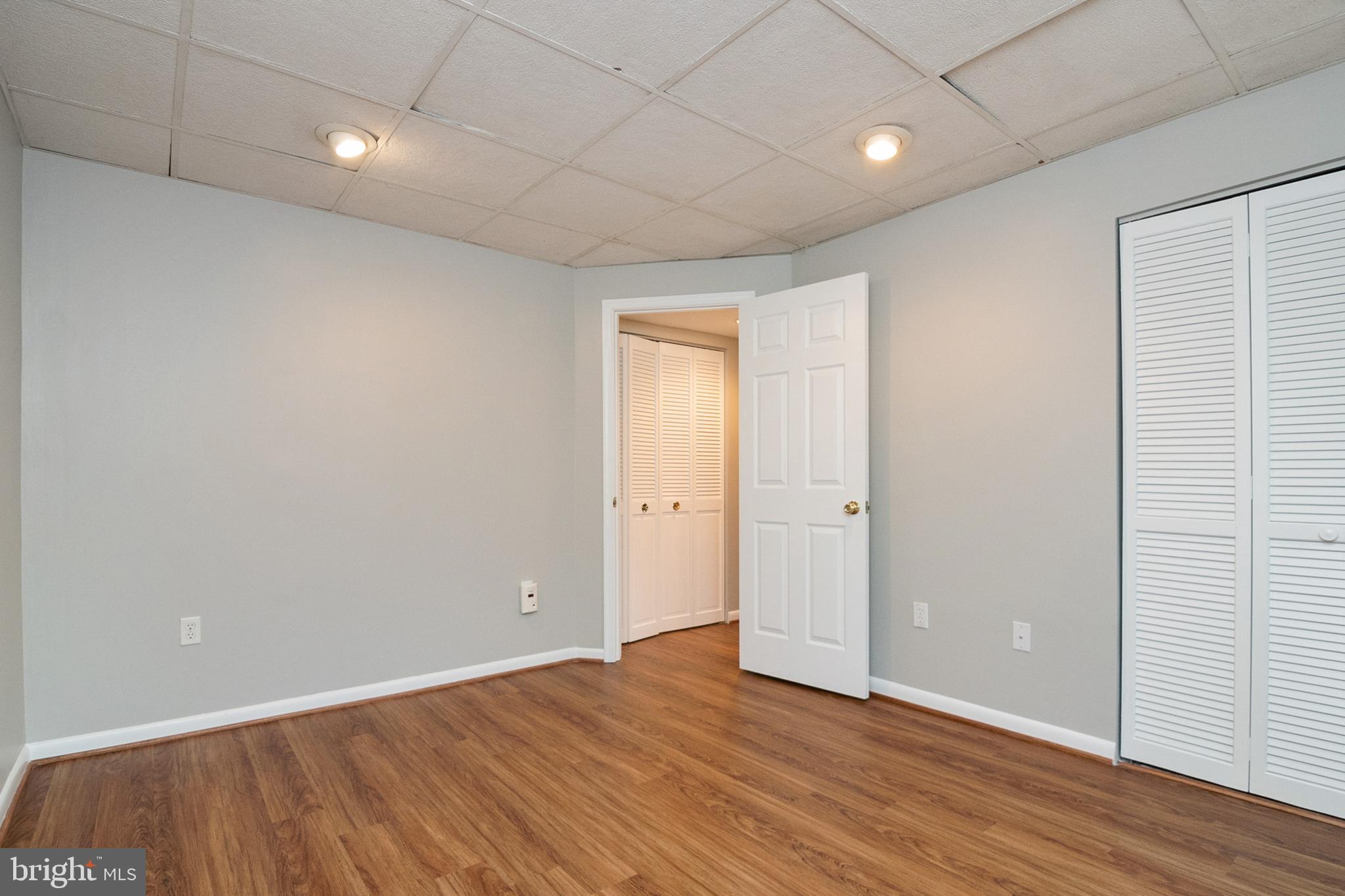 124 South Fox Road Sterling, VA 20164 - Photo 16 of 45 Downstairs
