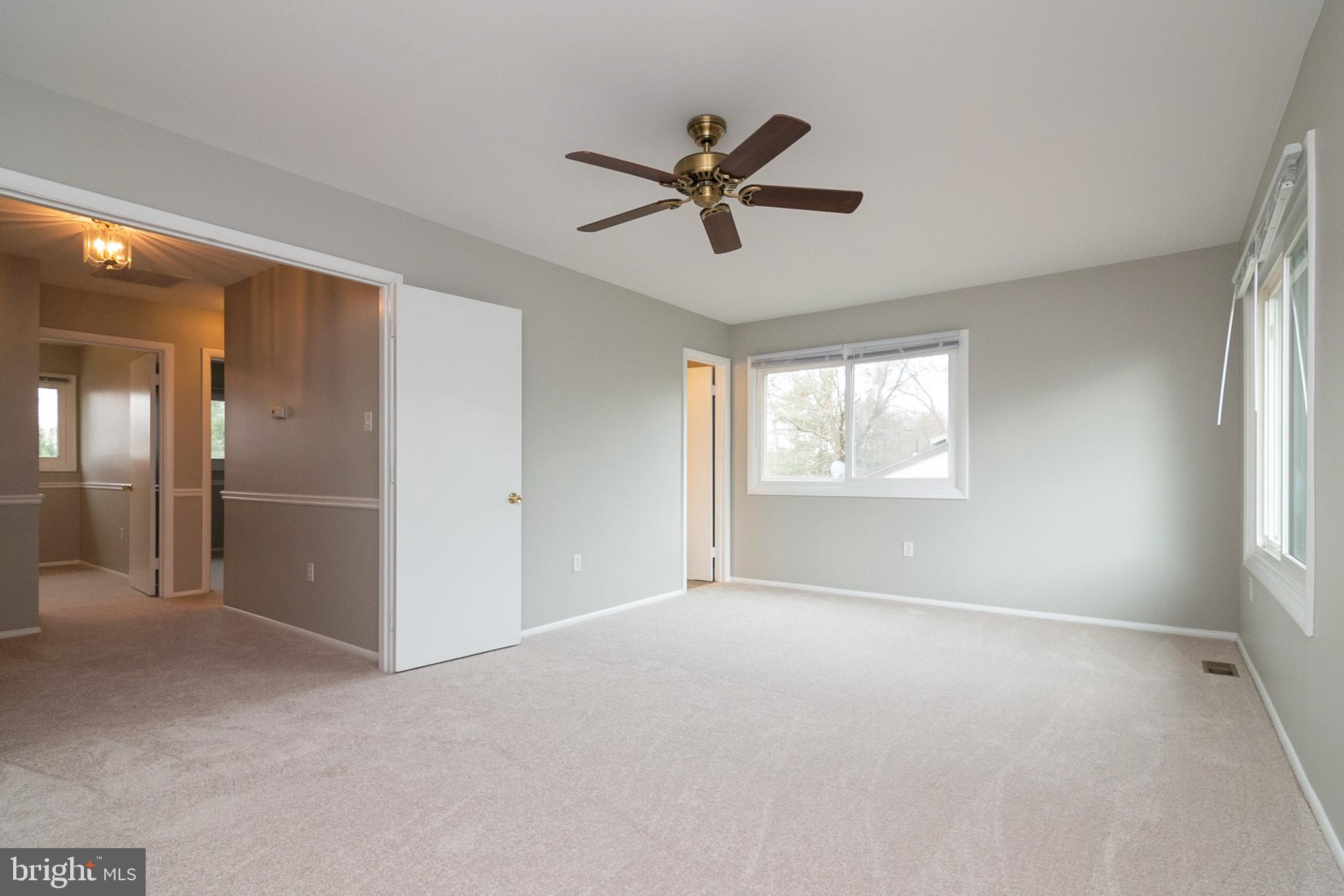 124 South Fox Road Sterling, VA 20164 - Photo 31 of 45 Gallery Image 31