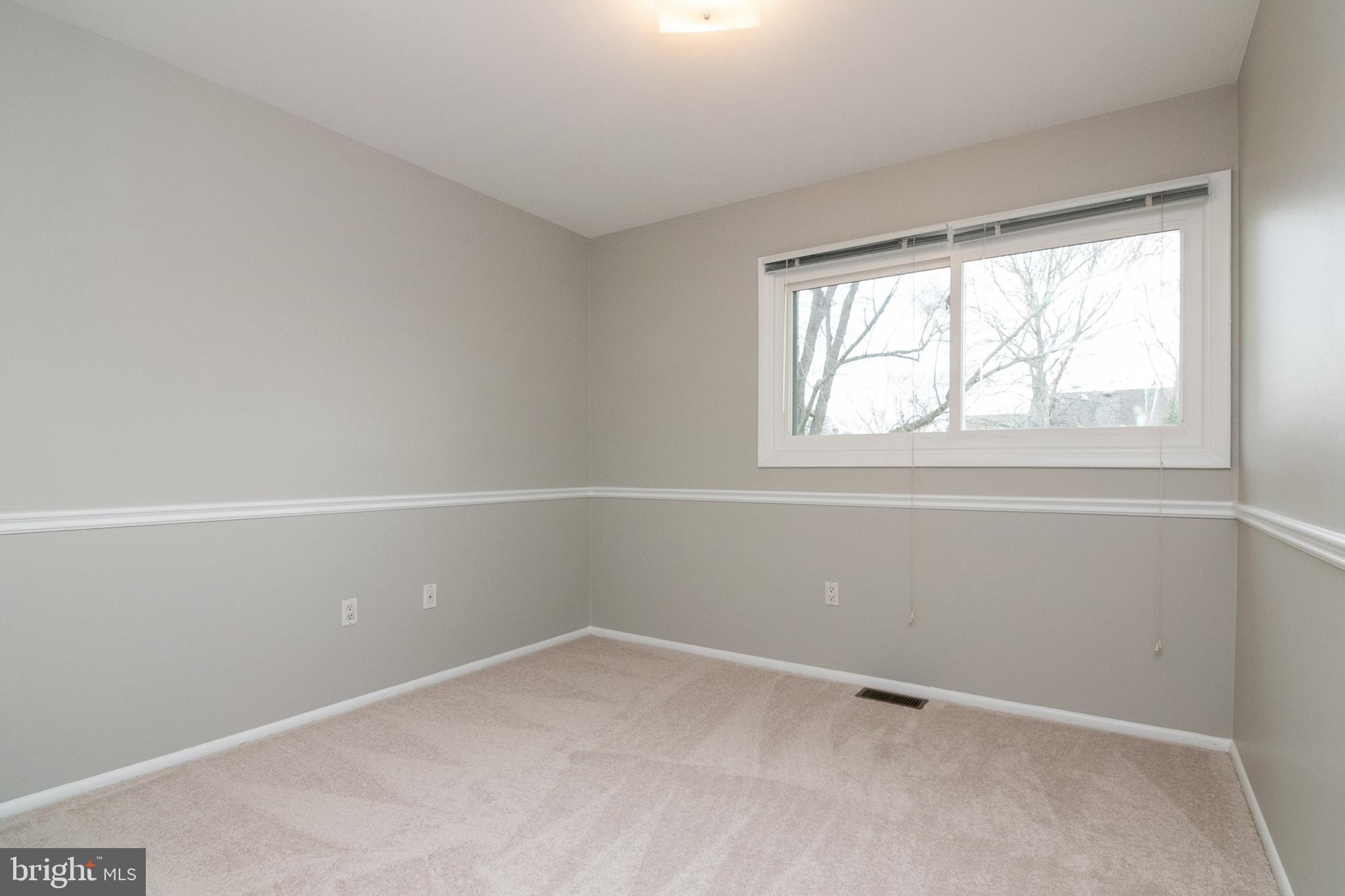 124 South Fox Road Sterling, VA 20164 - Photo 37 of 45 Gallery Image 37