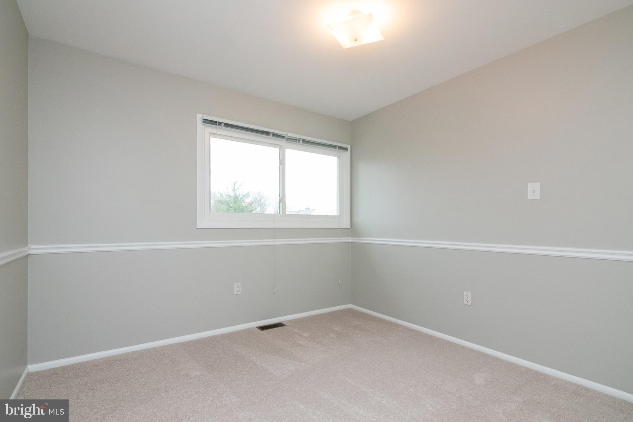 124 South Fox Road Sterling, VA 20164 - Photo 38 of 45 Gallery Image 38