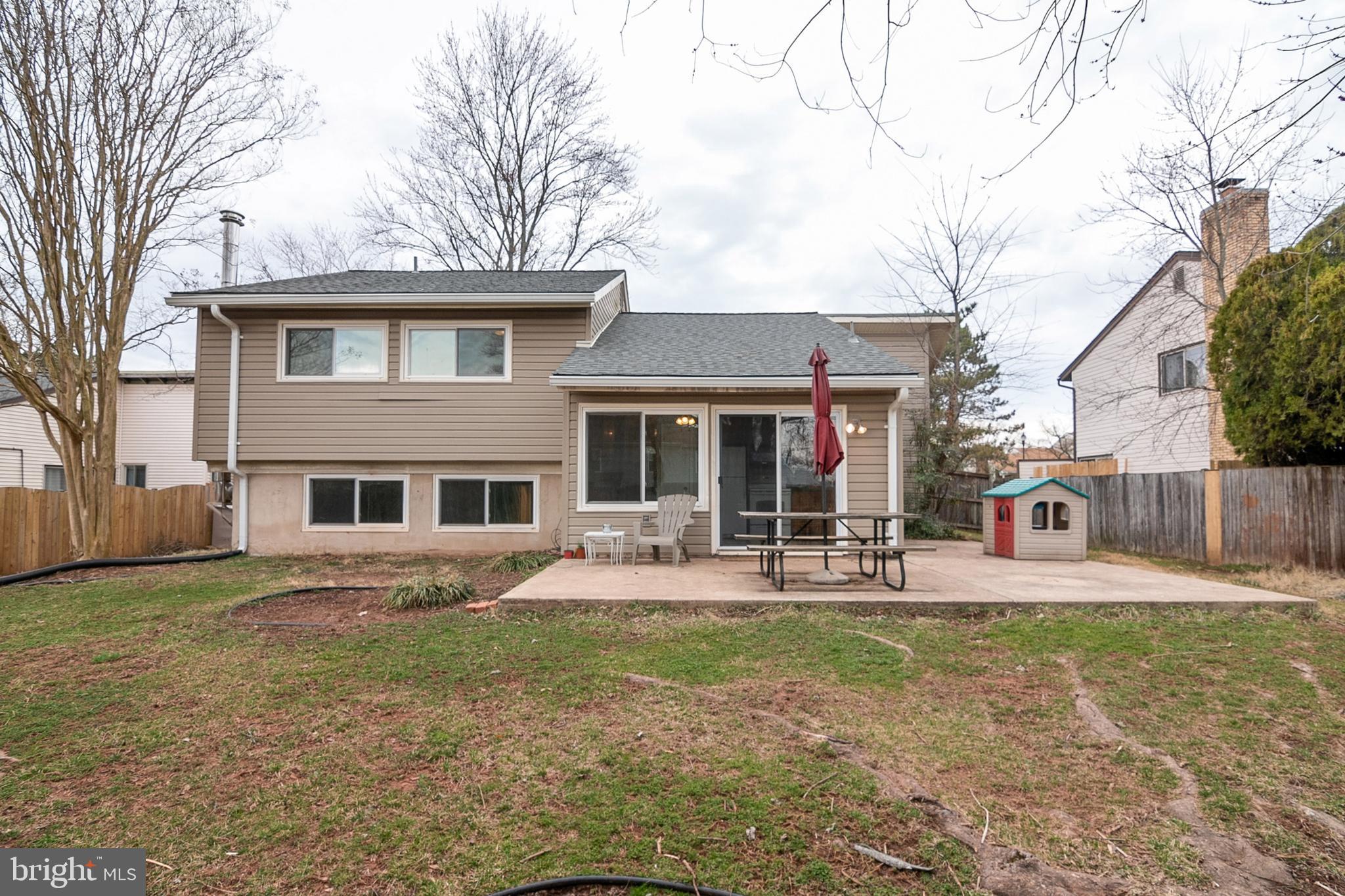 124 South Fox Road Sterling, VA 20164 - Photo 42 of 45 Backyard