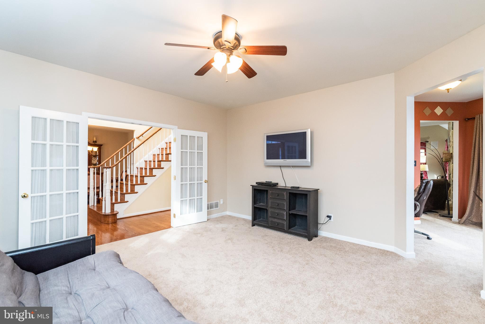 52 South View Road Rising Sun, MD 21911 - Photo 24 of 73 Living Room