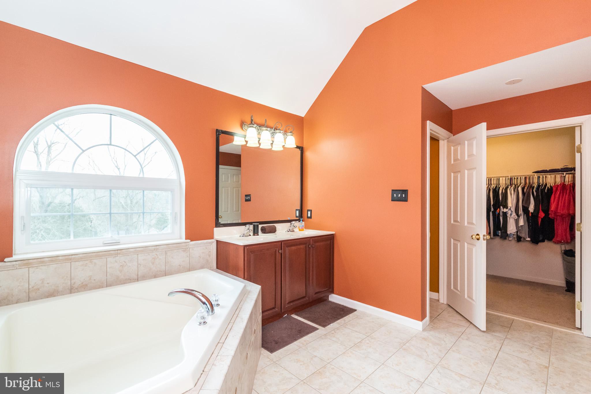 52 South View Road Rising Sun, MD 21911 - Photo 34 of 73 Master Bathroom