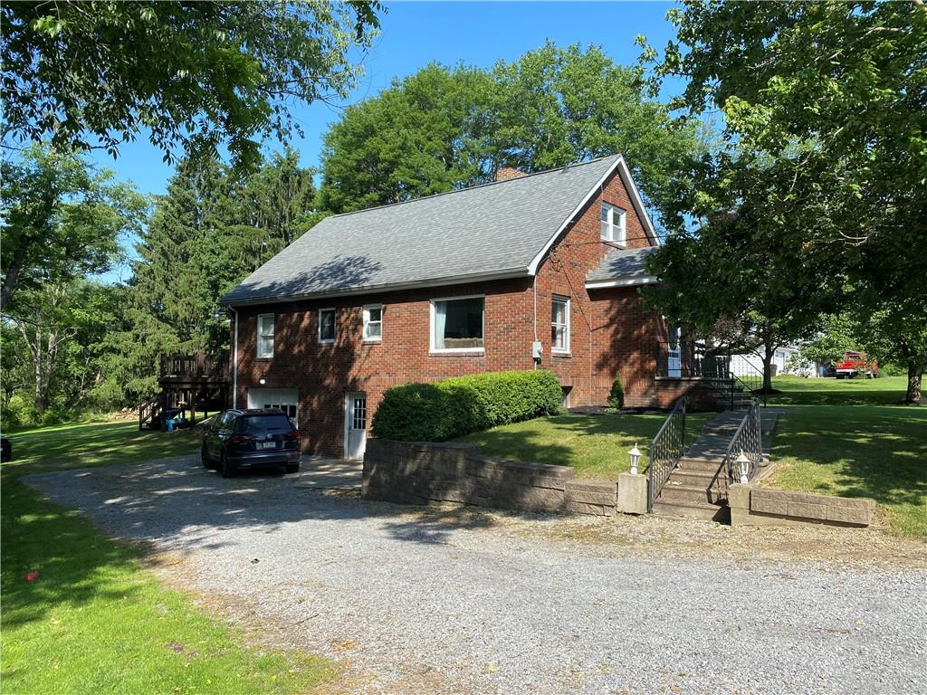 881 Mercer Road Greenville, PA 16125 - Photo 2 of 19
