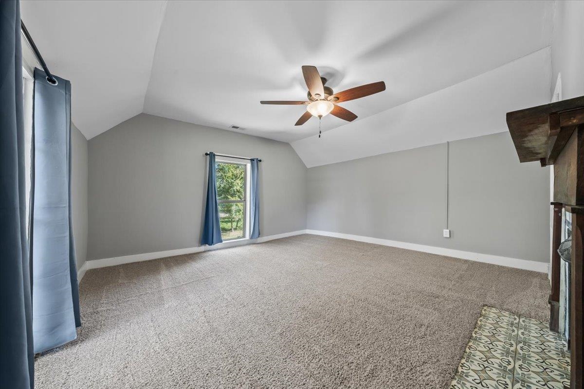 9301 Osborn Road Arlington, TN 38002 - Photo 17 of 31 a view of an empty room with a window