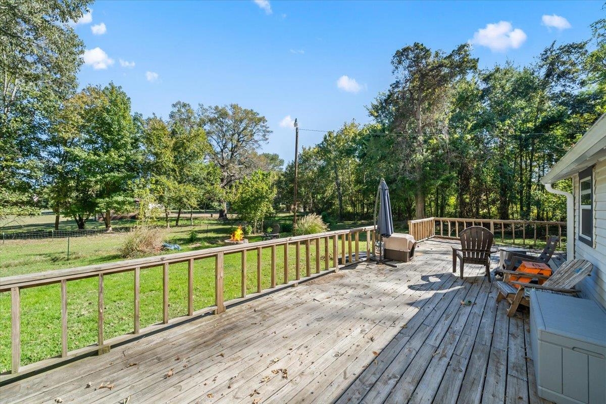 9301 Osborn Road Arlington, TN 38002 - Photo 20 of 31 a view of deck with patio