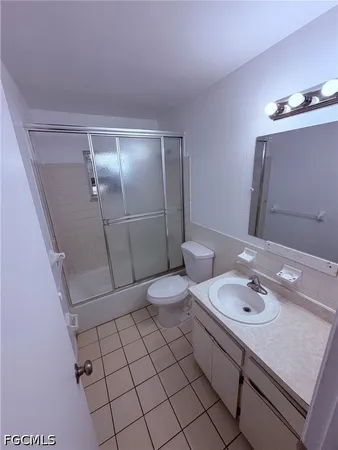 $1,400 | 5413-5427 Third Avenue, Unit 5421, Fort Myers, FL 33907