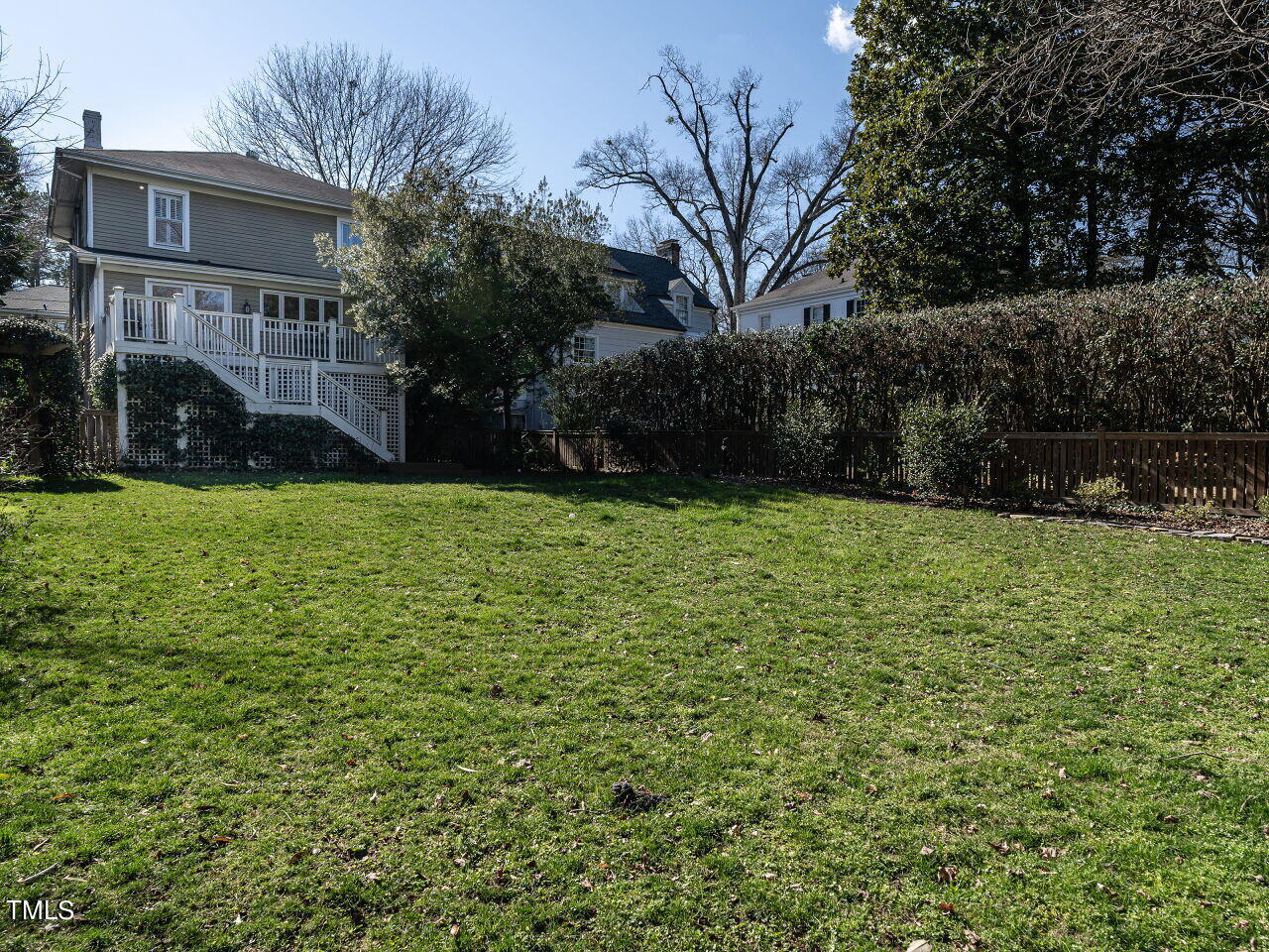 2406 Fairview Road Raleigh, NC 27608 - Photo 28 of 28 036-1280x960-back-of-home