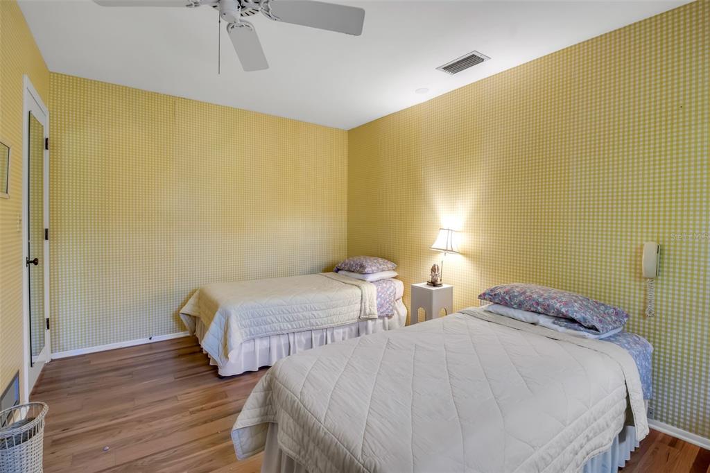 509 Spoonbill Way Sarasota, FL 34236 - Photo 37 of 86