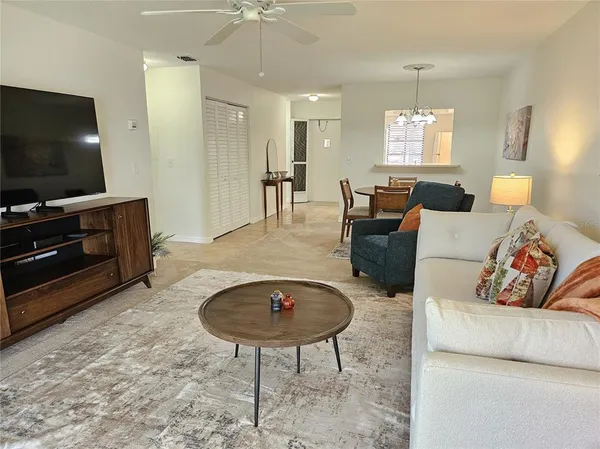 $3,800 | 764 Avenida Estancias, Unit 206, Venice, FL 34292