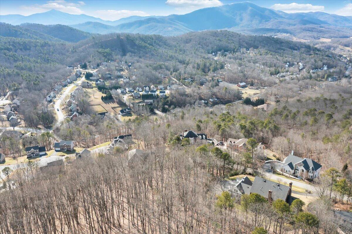 5316 Fox Den Road Roanoke, VA 24018 - Photo 11 of 28 11-DJI_0131